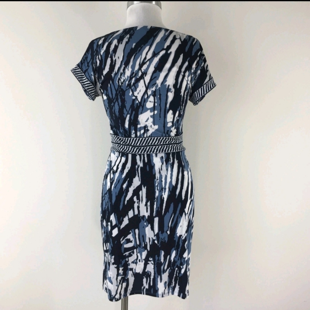 BCBGMAXAZARIA EMMA FAUX WRAP DRESS SIZE SMALL - Picture 4 of 7